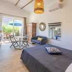 Les Oliviers - Le Chant Des Tongs Apartment Salazac